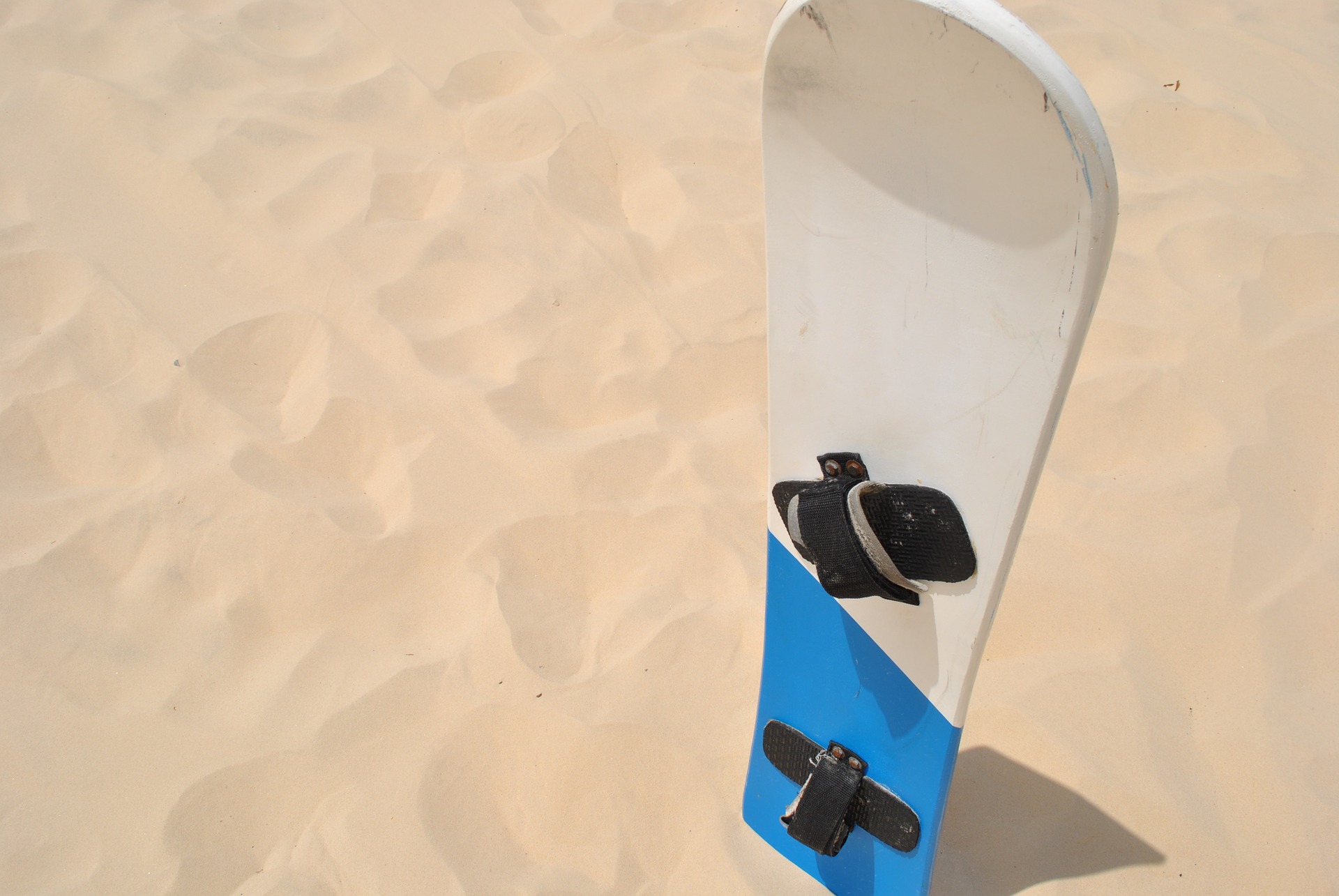 snowboard a sandboard
